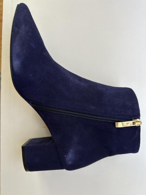 Review Thumbnail Image 0 229892382