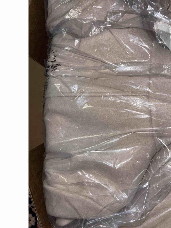 Review Thumbnail Image 0 228209623