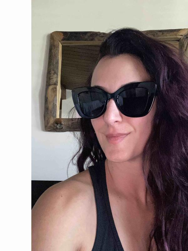 Review Thumbnail Image 0 226847595