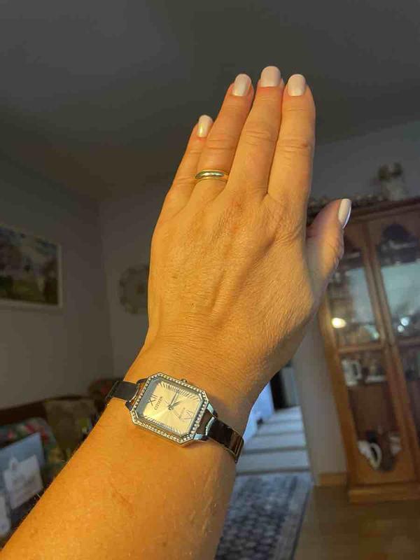 Review Thumbnail Image 1 242689743