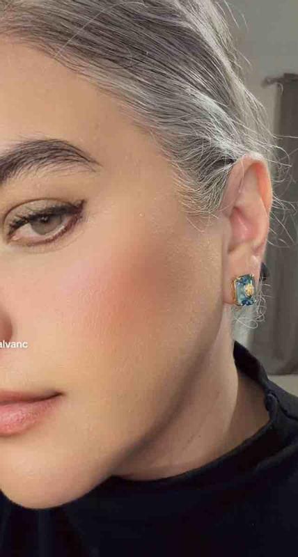 Review Thumbnail Image 0 247673710