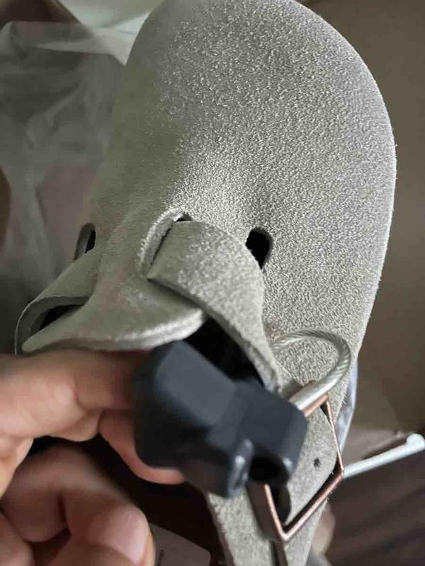 comes with security tag