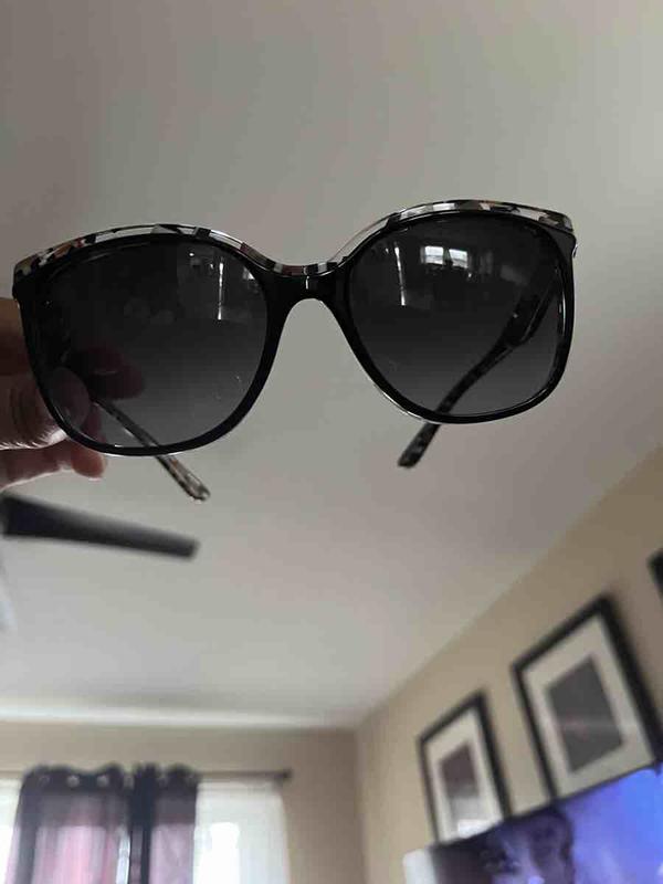 Review Thumbnail Image 0 229876957