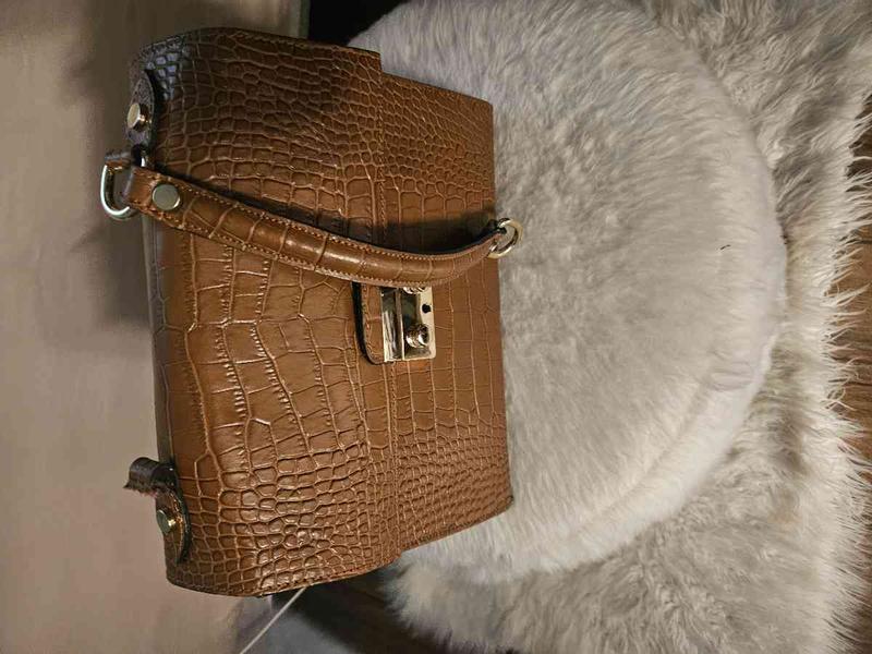 Review Thumbnail Image 2 243894215