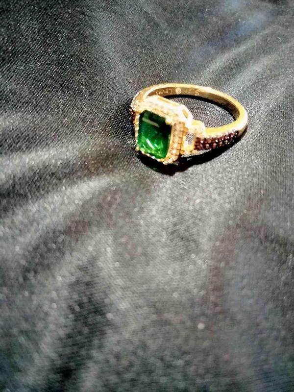 Review Thumbnail Image 0 233981410