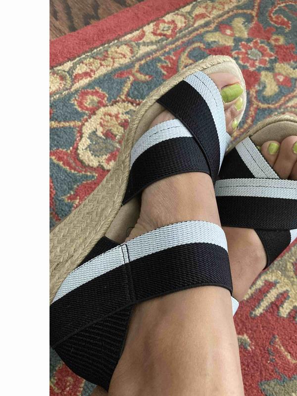 Review Thumbnail Image 0 218498497