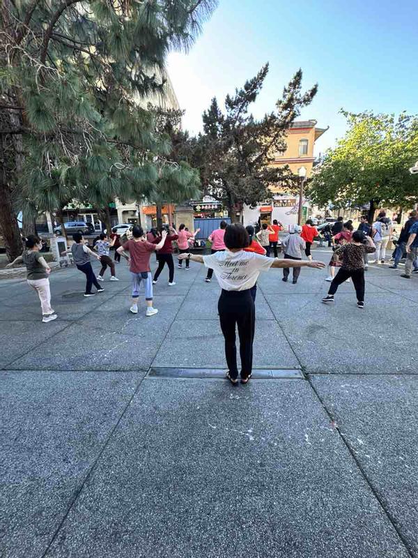 Review Thumbnail Image 0 248936789