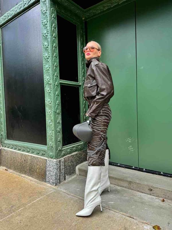 Review Thumbnail Image 0 245876676