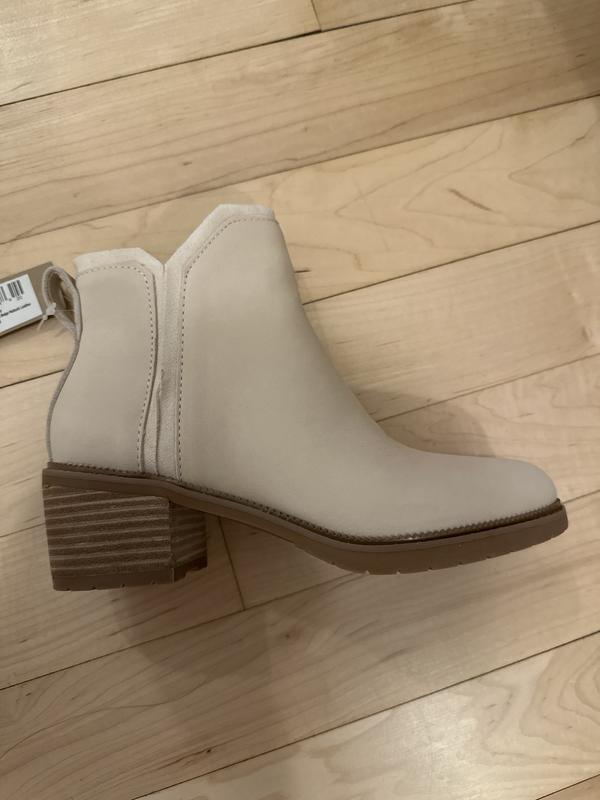 Review Thumbnail Image 0 245736525