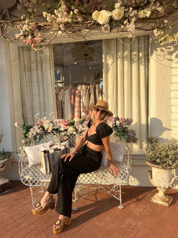 Review Thumbnail Image 0 219767793