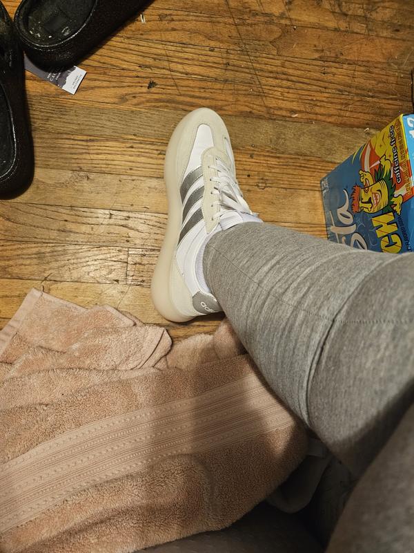 Nice but a little loose