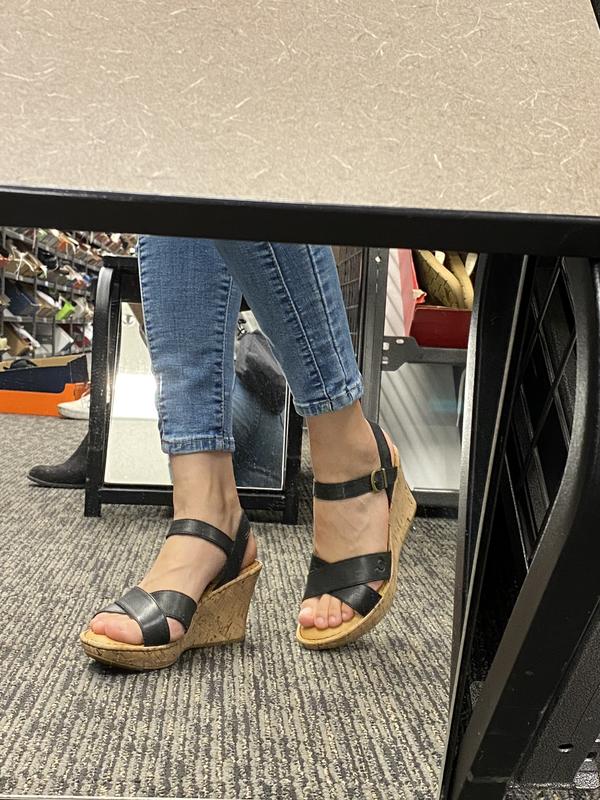 Review Thumbnail Image 0 236077145