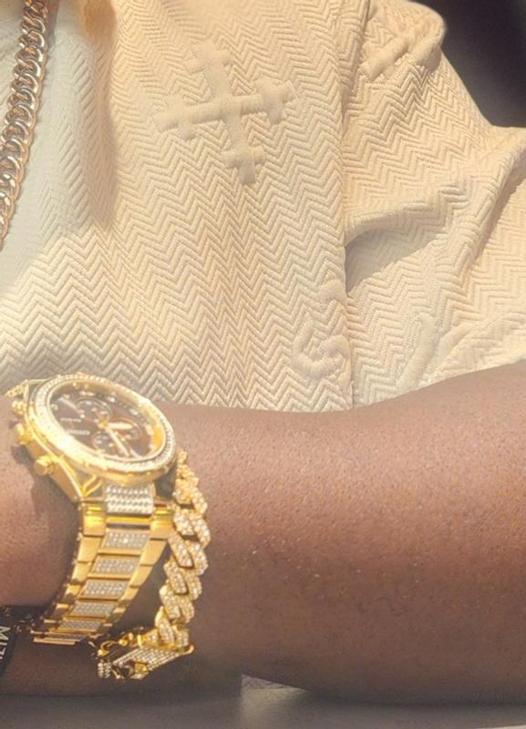 Review Thumbnail Image 0 243338683