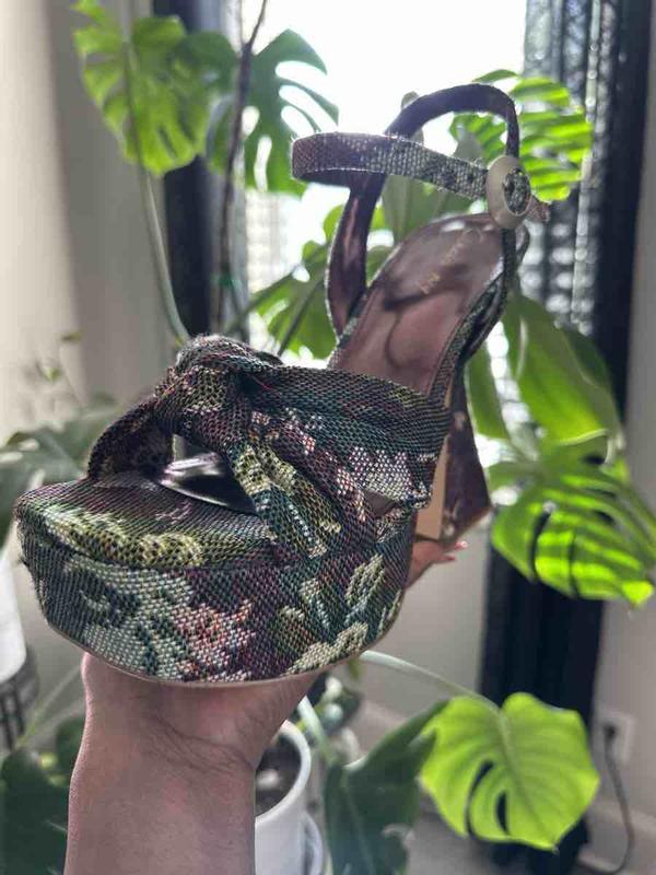 Review Thumbnail Image 0 243268754