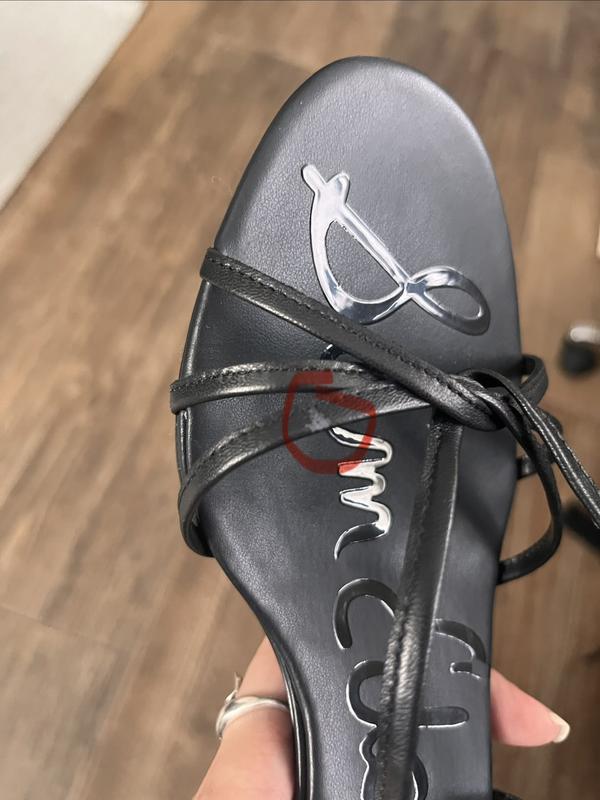 Customer photo for "Damaged shoes"