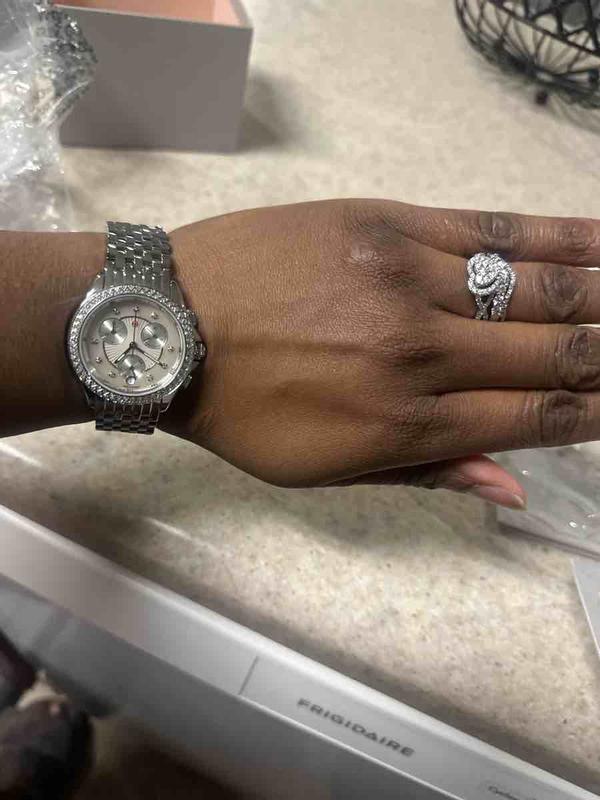 Review Thumbnail Image 0 239933854