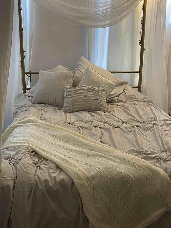 Review Thumbnail Image 1 223393740