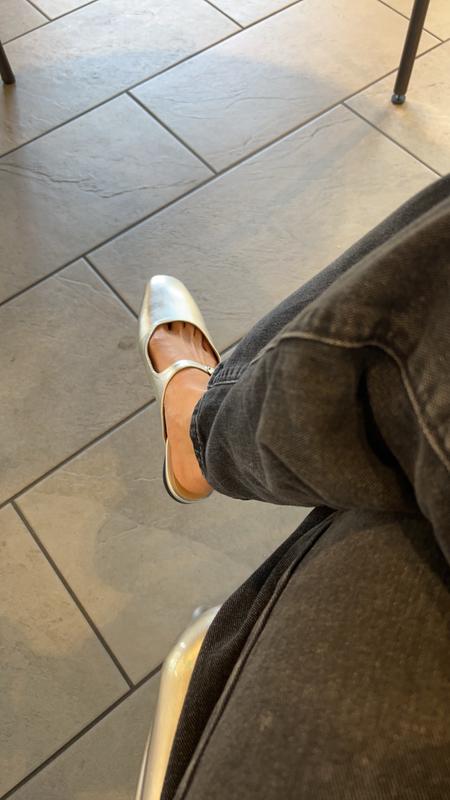 Review Thumbnail Image 0 235610415