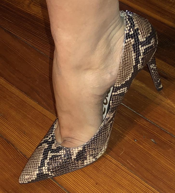 Hazel pointed toe on sale heel sam edelman