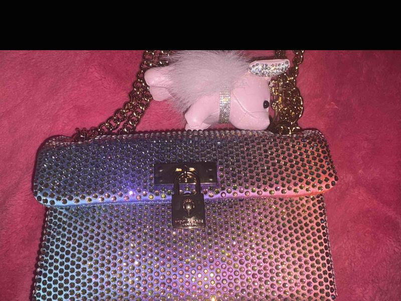 Review Thumbnail Image 0 249027019