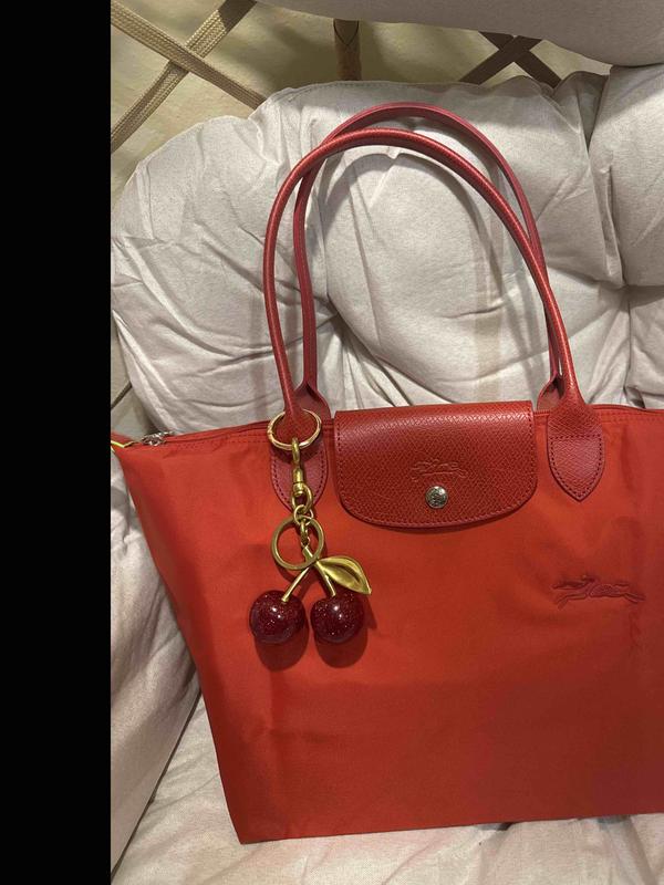 Review Thumbnail Image 0 247652406