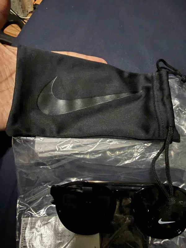 Review Thumbnail Image 1 255233174