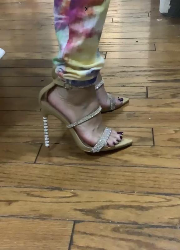 Review Thumbnail Image 4 228505159