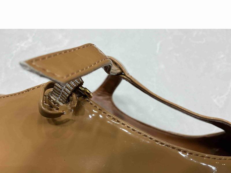 Review Thumbnail Image 0 249709945