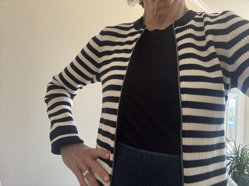 Review Thumbnail Image 0 242403882