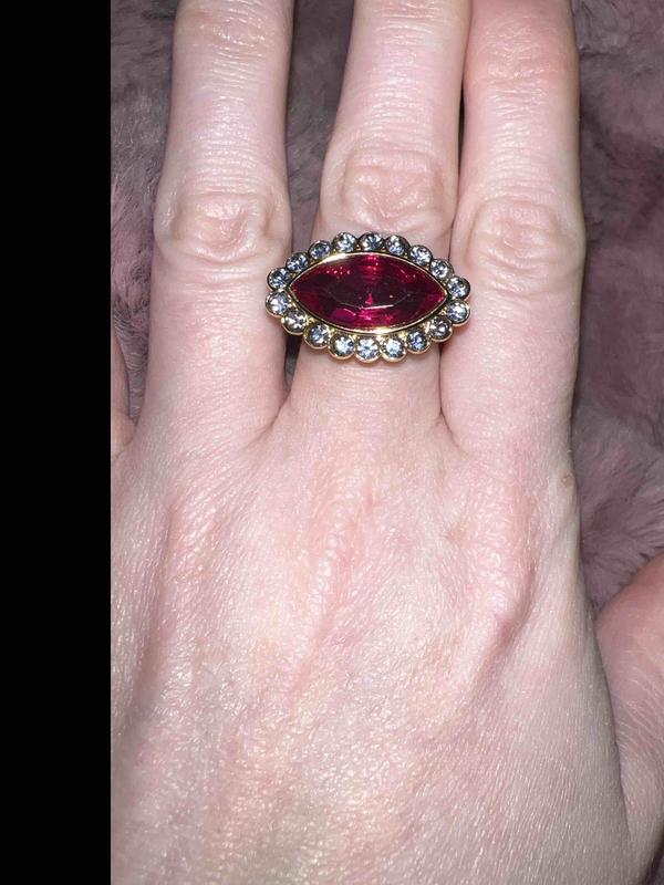 Review Thumbnail Image 2 247885361