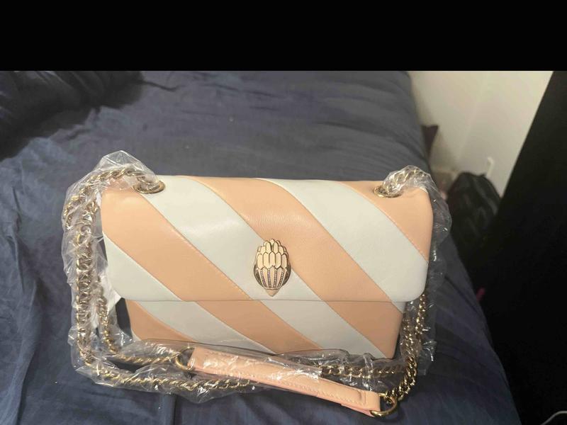 Review Thumbnail Image 0 243213223