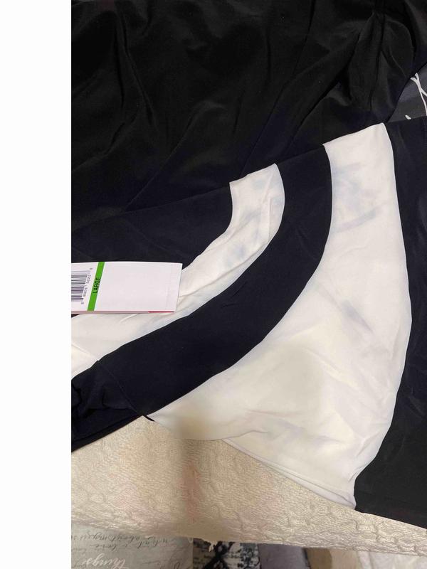 Customer photo for "the white part completely stained"