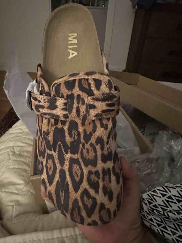 Review Thumbnail Image 1 244470418