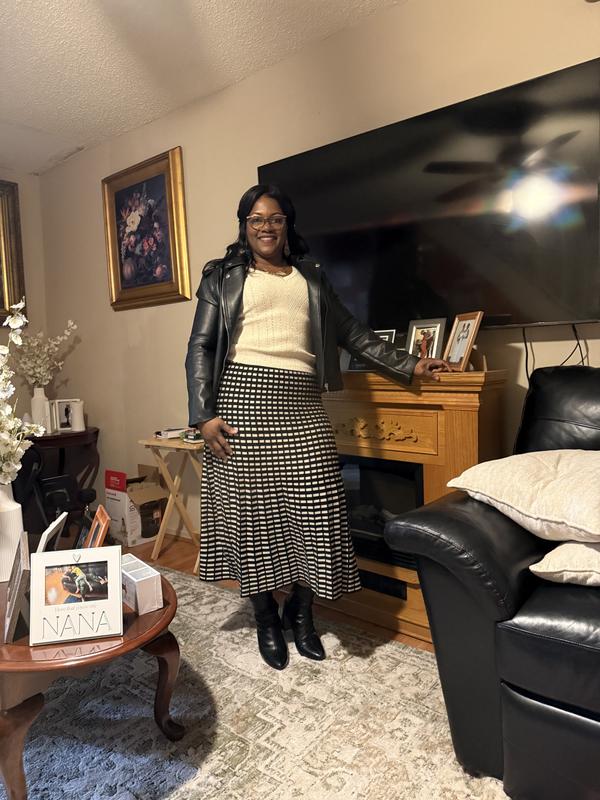 Review Thumbnail Image 0 246970089