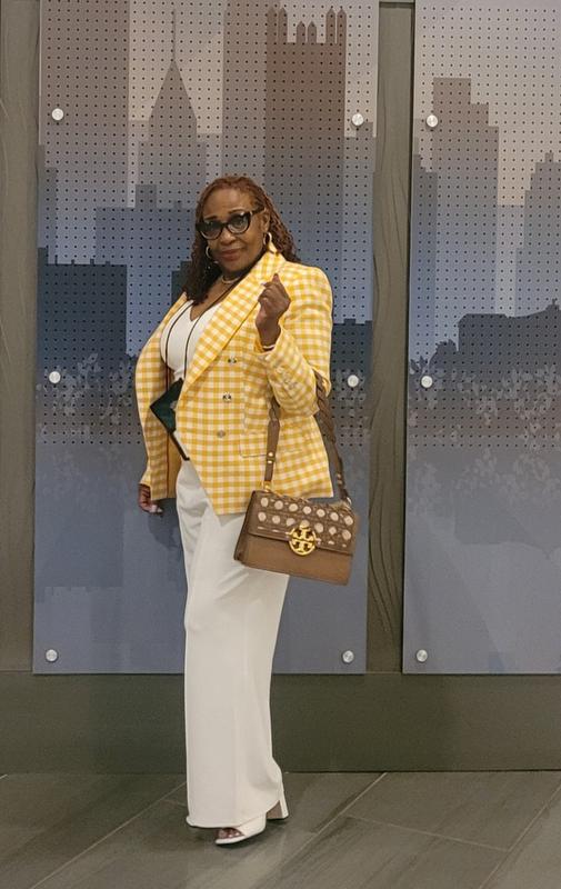 Review Thumbnail Image 0 225649218