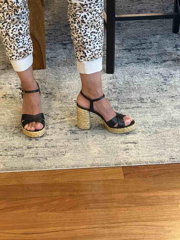 Review Thumbnail Image 0 249220437