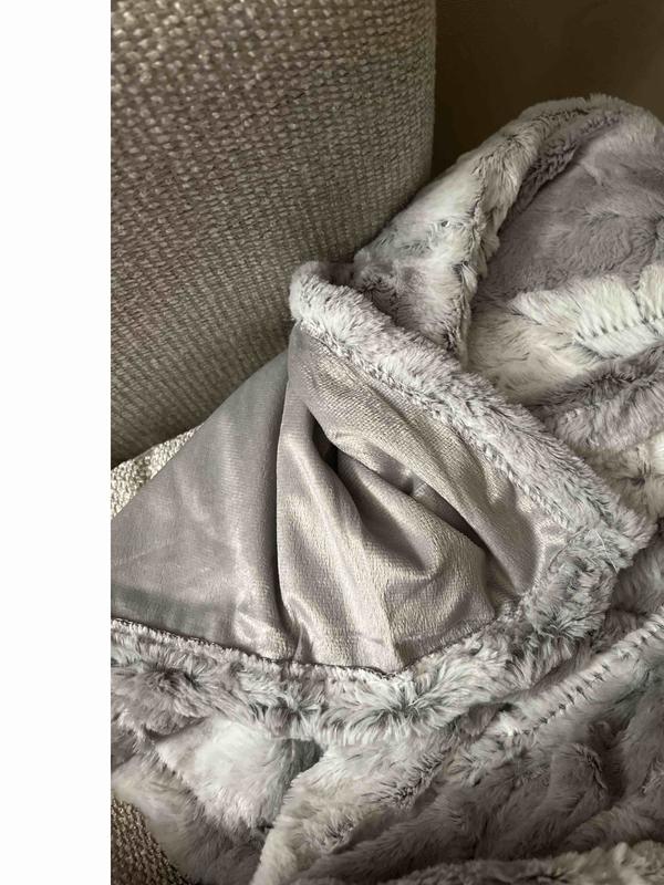 Review Thumbnail Image 0 224745081