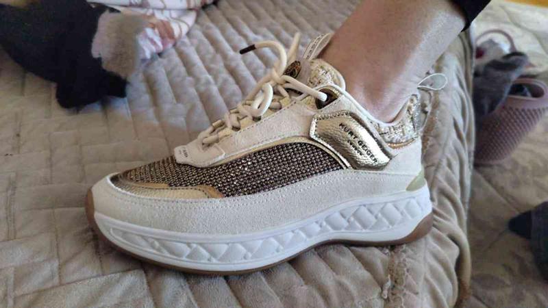 Review Thumbnail Image 0 249961335