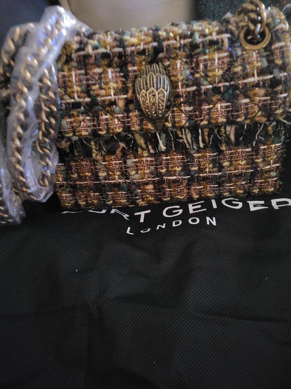 Review Thumbnail Image 0 213962589