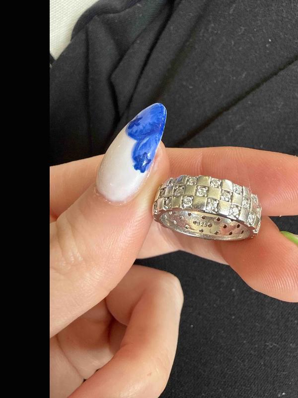 Review Thumbnail Image 0 248988519