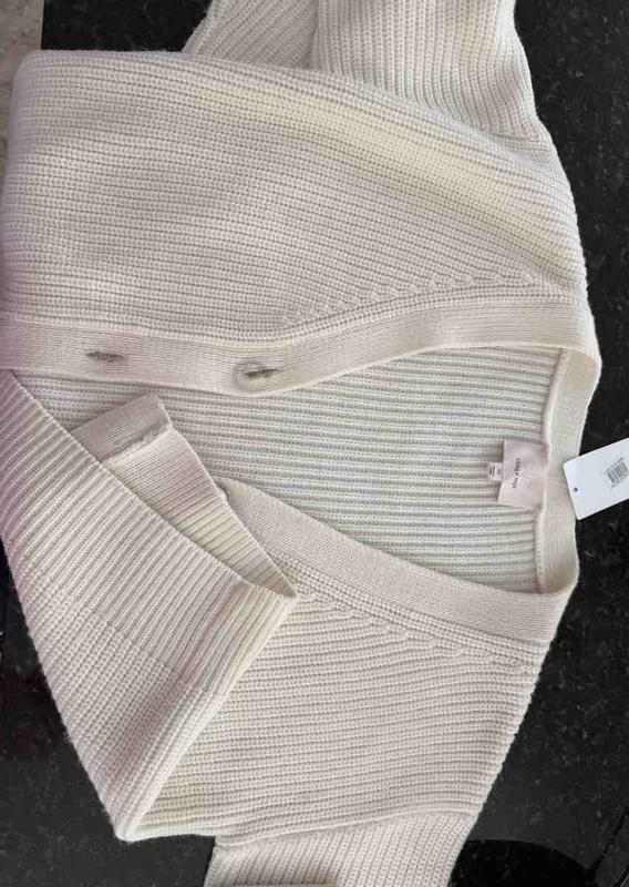 Customer photo for "Cute but not new"
