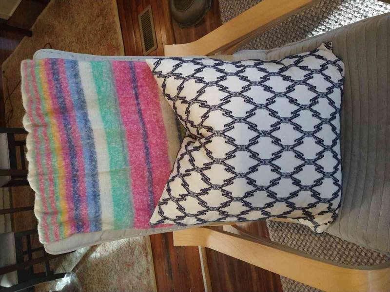 Review Thumbnail Image 0 231676115