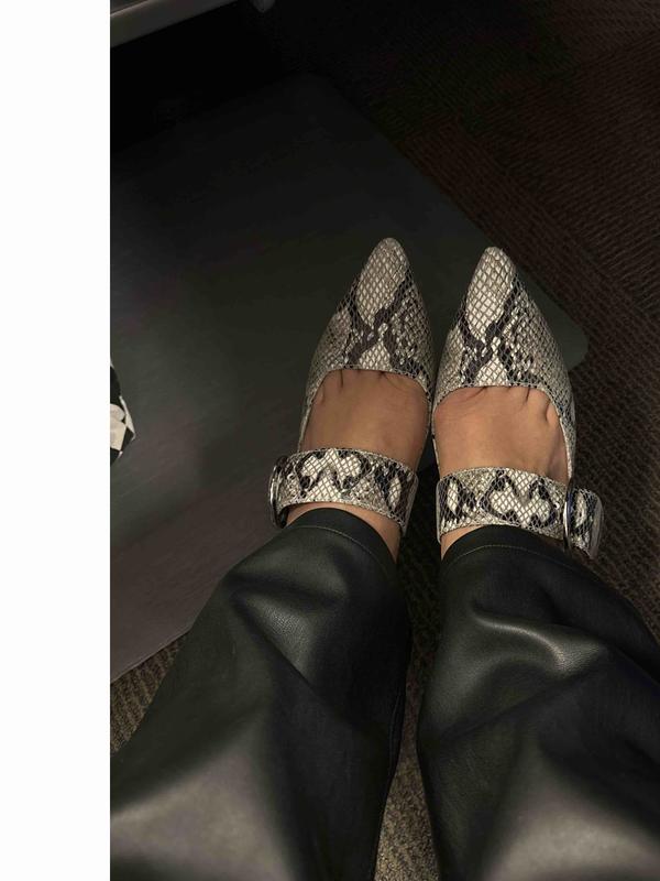 Review Thumbnail Image 0 238318267