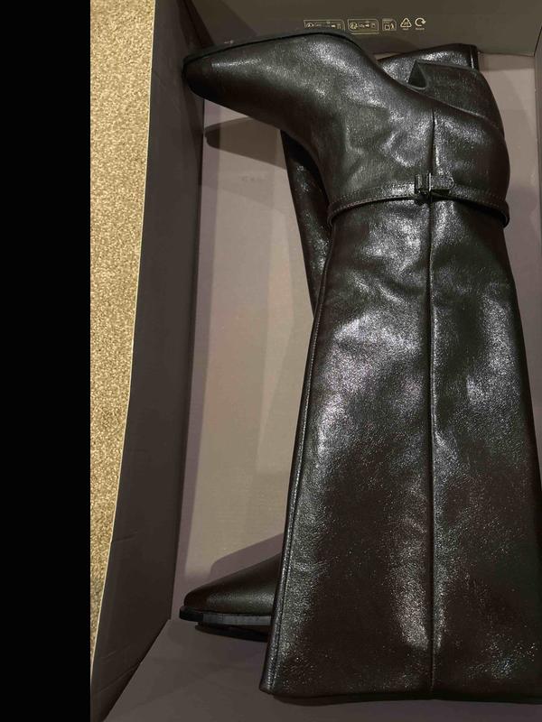 Review Thumbnail Image 0 245581694