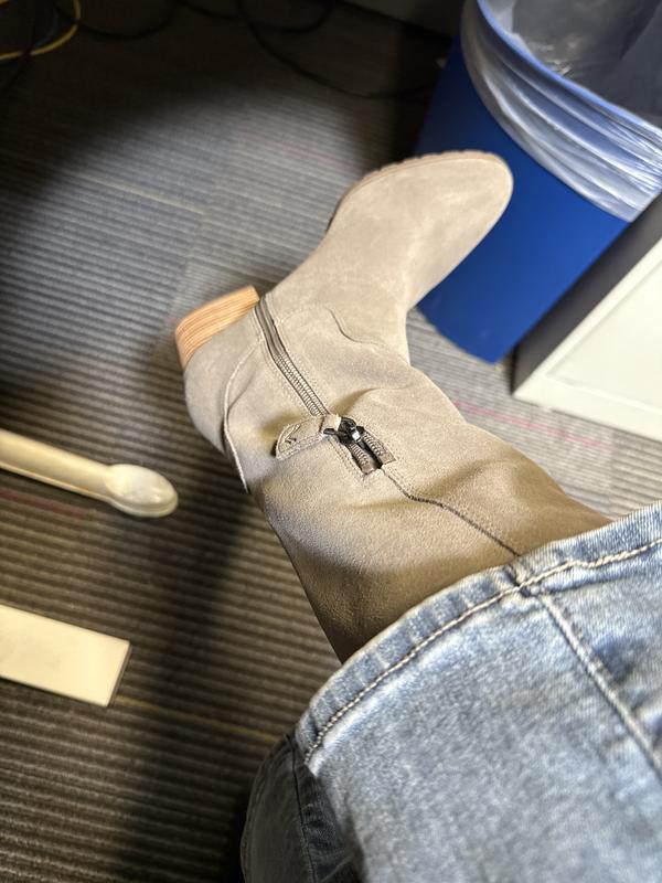 Review Thumbnail Image 0 245572093