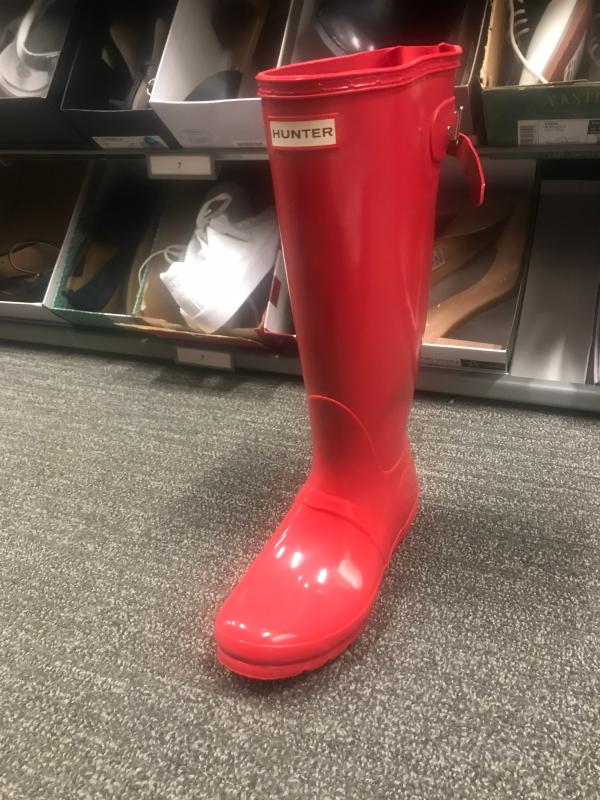 Customer photo for "Not Red as pictured"