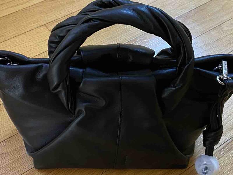 Review Thumbnail Image 0 238722770