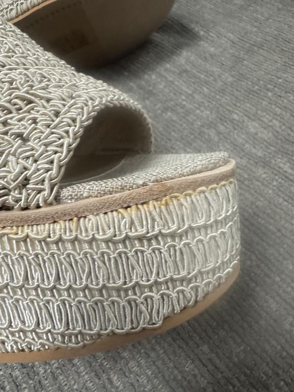 Review Thumbnail Image 3 244880462