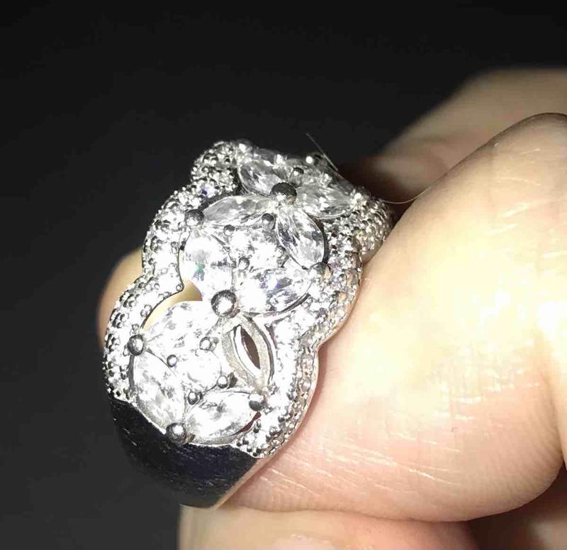 Review Thumbnail Image 0 221403963