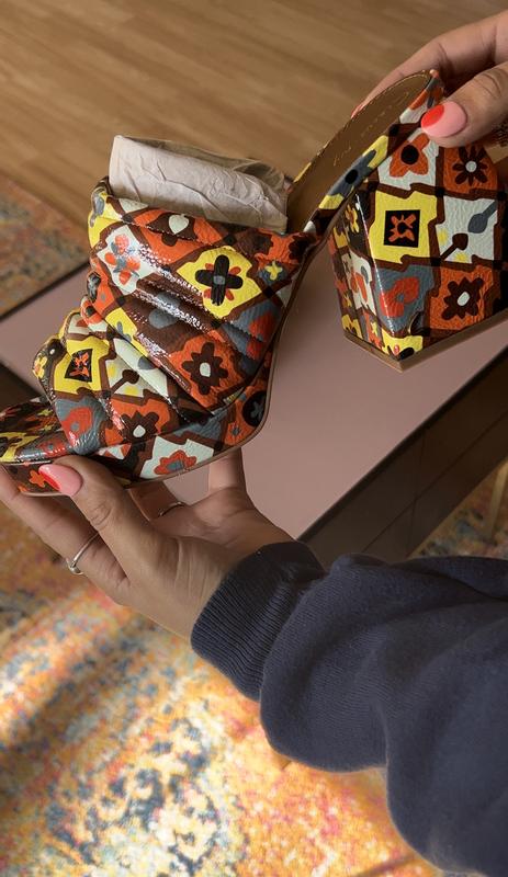 unique comfortable affordable